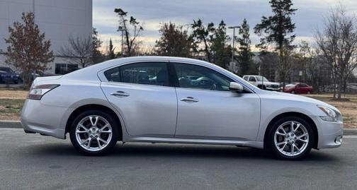 2014 Nissan Maxima SV