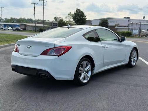 2012 Hyundai Genesis Coupe 2.0T