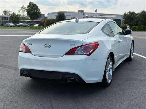 2012 Hyundai Genesis Coupe 2.0T