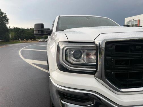 2017 GMC Sierra 1500 Base
