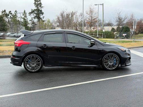 2017 Ford Focus RS Base
