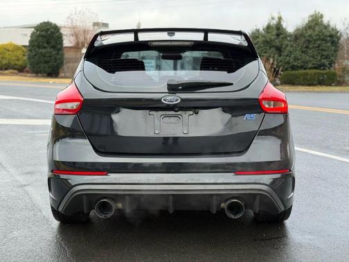 2017 Ford Focus RS Base