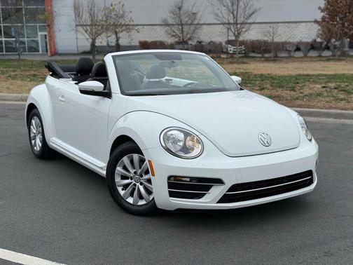 2018 Volkswagen Beetle 2.0T S