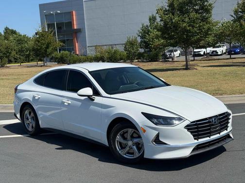 2021 Hyundai SONATA SE
