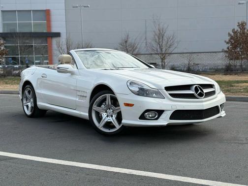 2009 Mercedes-Benz SL-Class SL 550 Roadster 2D