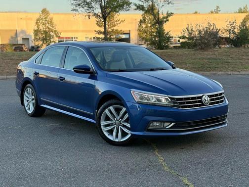 2017 Volkswagen Passat 1.8T SE w/Technology