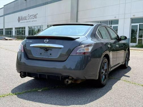2012 Nissan Maxima S