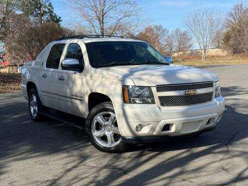 2013 Chevrolet Avalanche LTZ