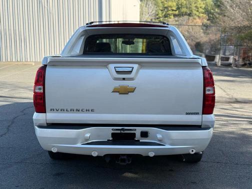 2013 Chevrolet Avalanche LTZ