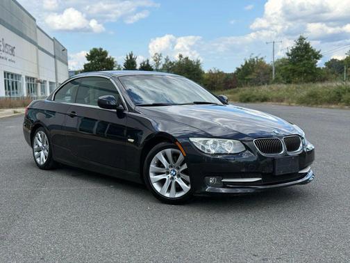 2011 BMW 328 328i Convertible 2D