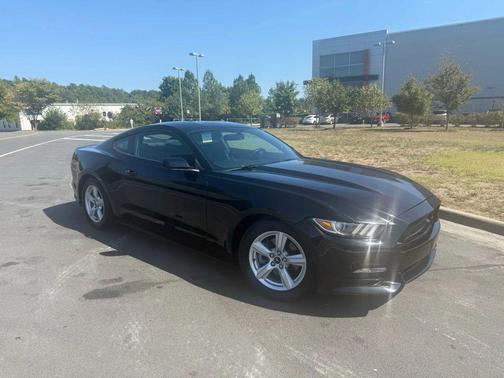 2017 Ford Mustang V6