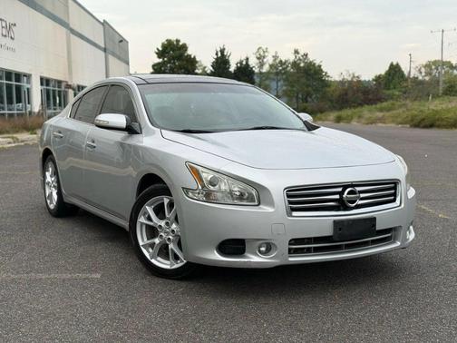 2014 Nissan Maxima SV
