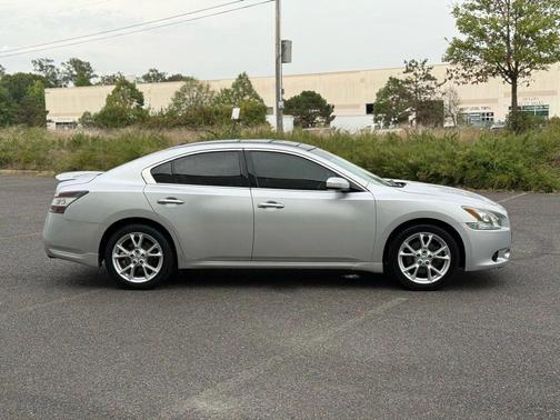 2014 Nissan Maxima SV
