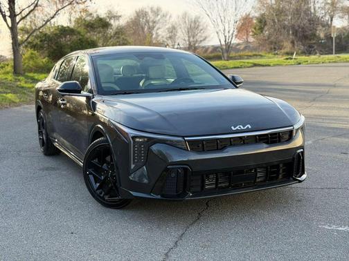 2025 Kia K4 GT-Line Turbo