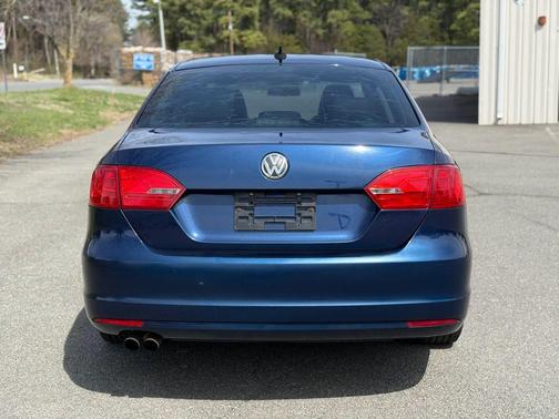 2014 Volkswagen Jetta Auto SE