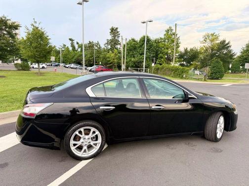2014 Nissan Maxima SV