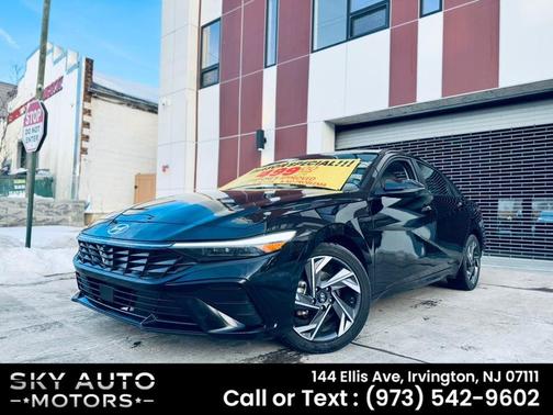 2024 Hyundai ELANTRA Limited