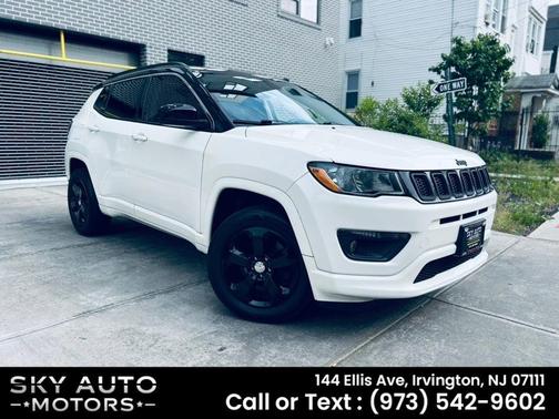 White Clearcoat 2018 Jeep Compass Latitude