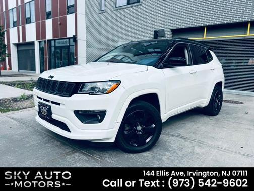 White Clearcoat 2018 Jeep Compass Latitude