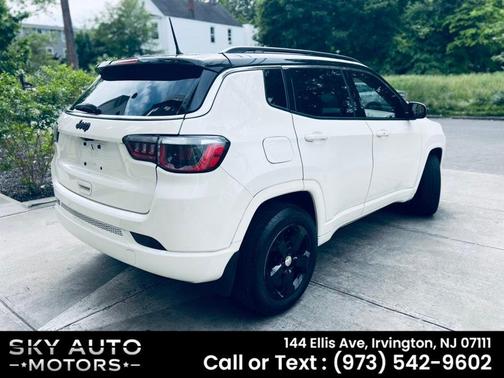 White Clearcoat 2018 Jeep Compass Latitude