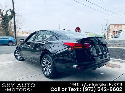 2025 Nissan Altima SV AWD