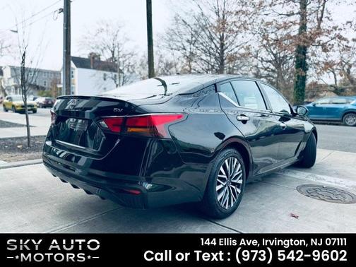 2023 Nissan Altima 2.5 SV