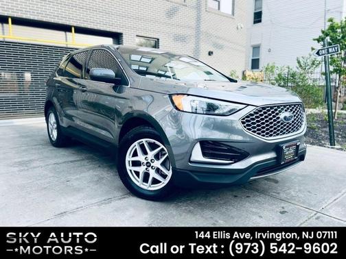 Carbonized Gray Metallic 2023 Ford Edge SEL