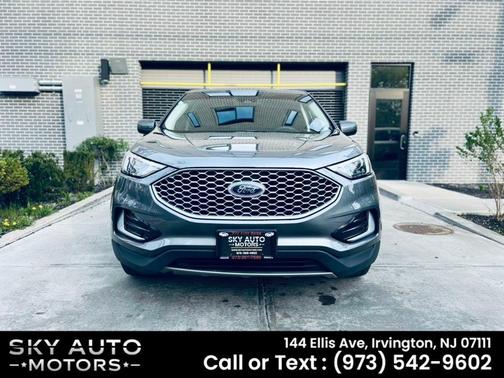 Carbonized Gray Metallic 2023 Ford Edge SEL
