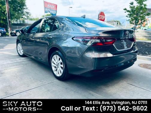 Predawn Gray Mica 2024 Toyota Camry LE