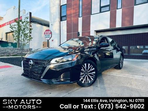 Super Black 2024 Nissan Altima 2.5 SV