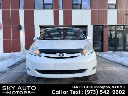 2007 Toyota Sienna XLE