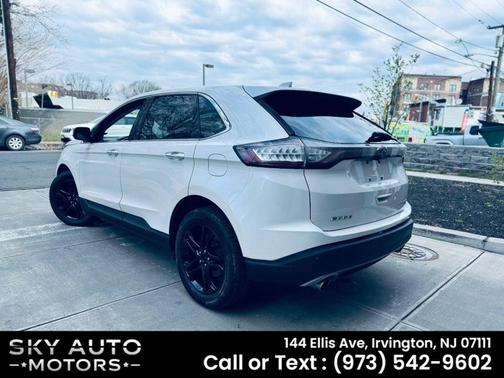 White Platinum Metallic Tri-Coat 2017 Ford Edge Titanium