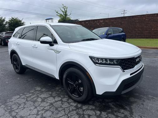 2023 Kia Sorento LX