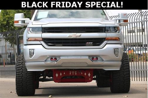 Photo 5 of 35 of 2017 Chevrolet Silverado 1500 LT