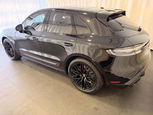 Black 2024 Porsche Macan