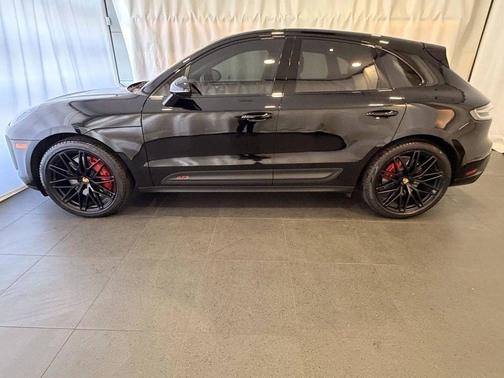 Black 2024 Porsche Macan