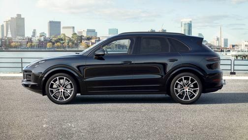 2023 Porsche Cayenne 