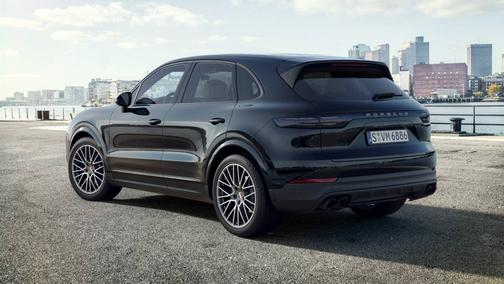 2022 Porsche Cayenne 