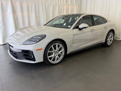 Chalk 2025 Porsche Panamera