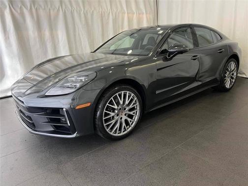 Volcano Grey Metallic 2025 Porsche Panamera