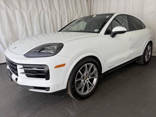 2025 Porsche Cayenne 