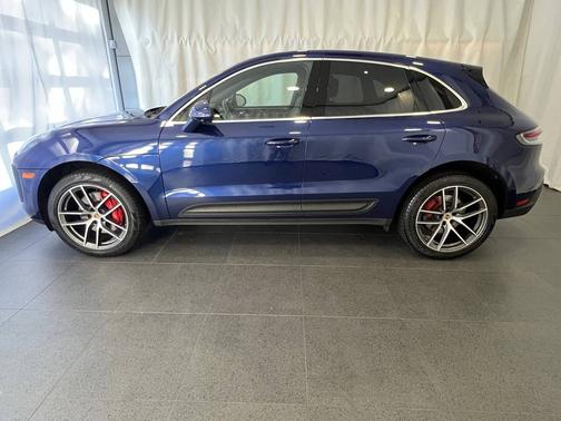 2023 Porsche Macan 