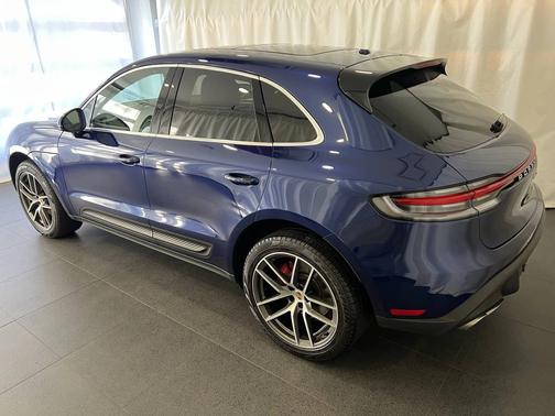 2023 Porsche Macan 