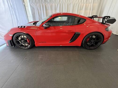 2025 Porsche 718 Cayman 