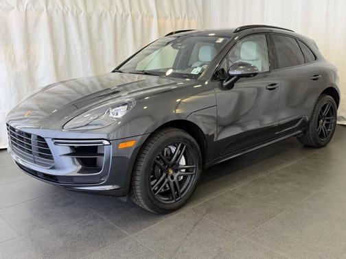 Vulcano Gray Metallic 2021 Porsche Macan
