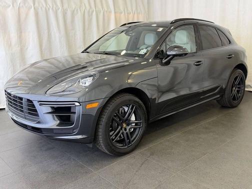 Vulcano Gray Metallic 2021 Porsche Macan