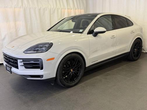 2025 Porsche Cayenne 