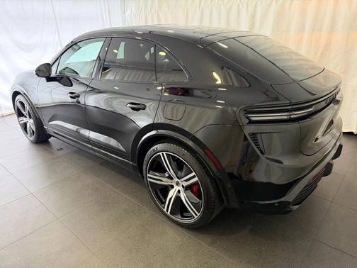 Black 2025 Porsche Macan