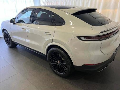 Chalk 2026 Porsche Cayenne