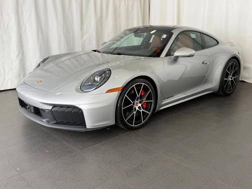 GT Silver Metallic 2026 Porsche 911